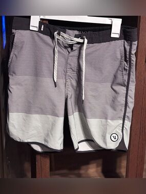 Vuori Cruise 7” Board Shorts